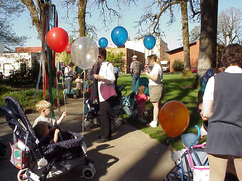 balloon forest.JPG