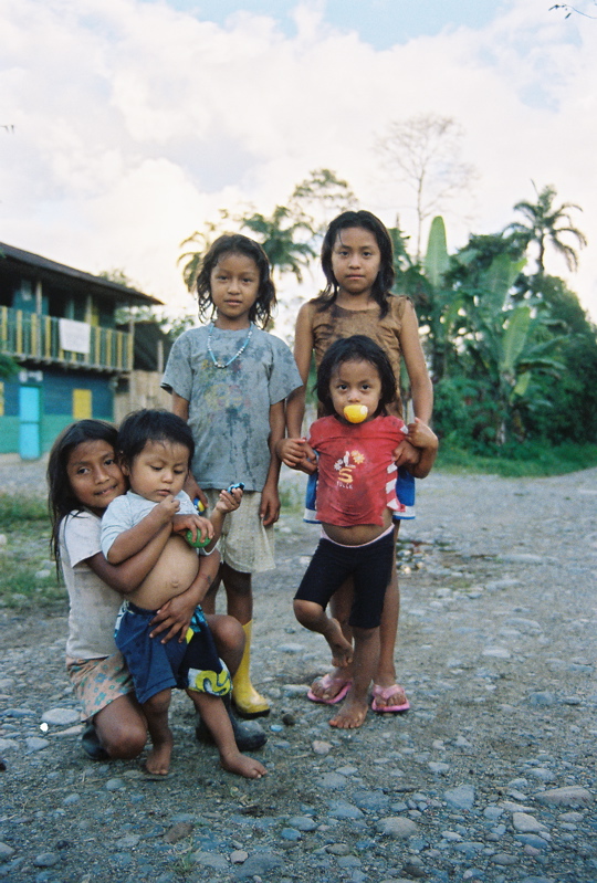 Wyra Churi children